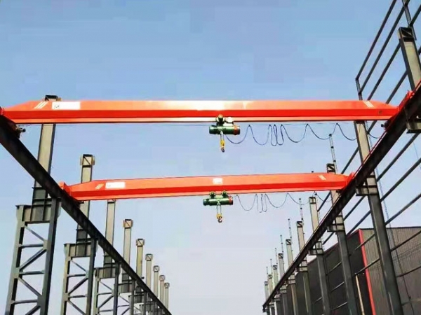 單梁起重機(jī)
